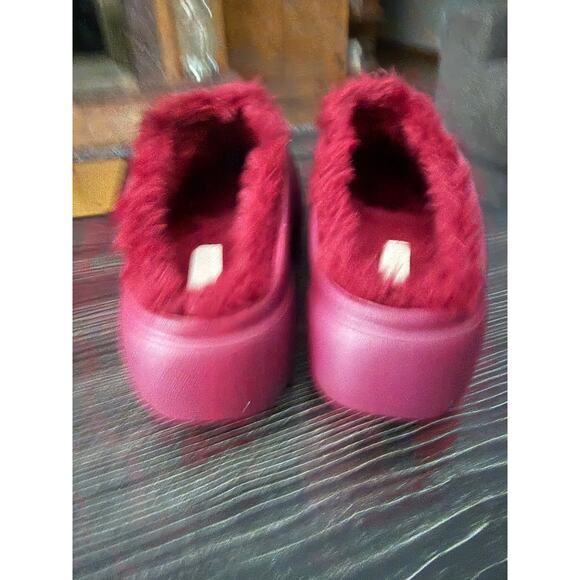 NWOT MELISSA Free Clog Fluffy Platform SZ. 9 - Picture 2 of 6